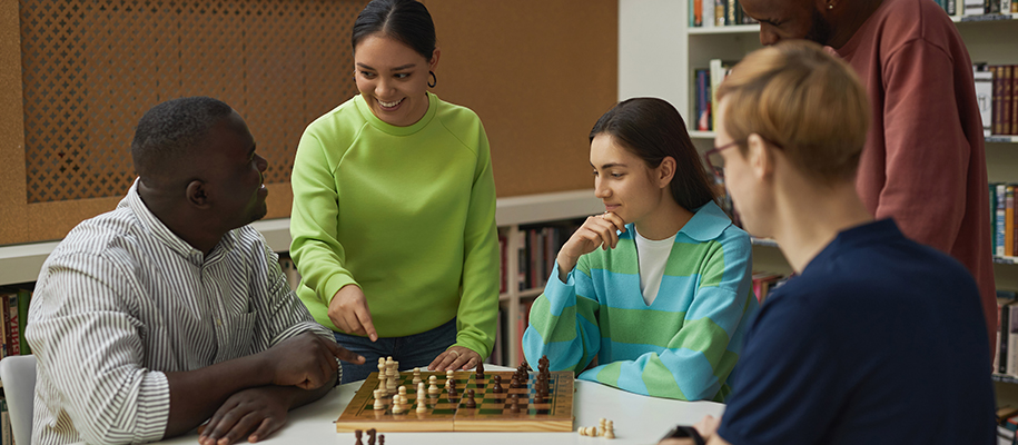 People from around South Carolina play chess in Columbia